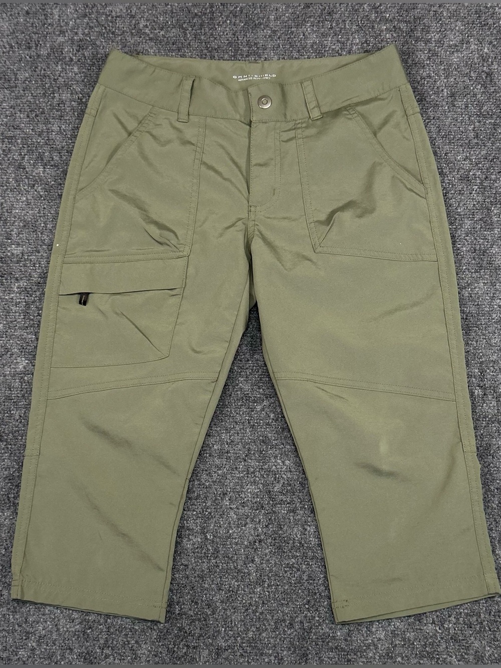 Columbia Olive Green Cargo Hiking Capri Pants Omni Shield Size 4